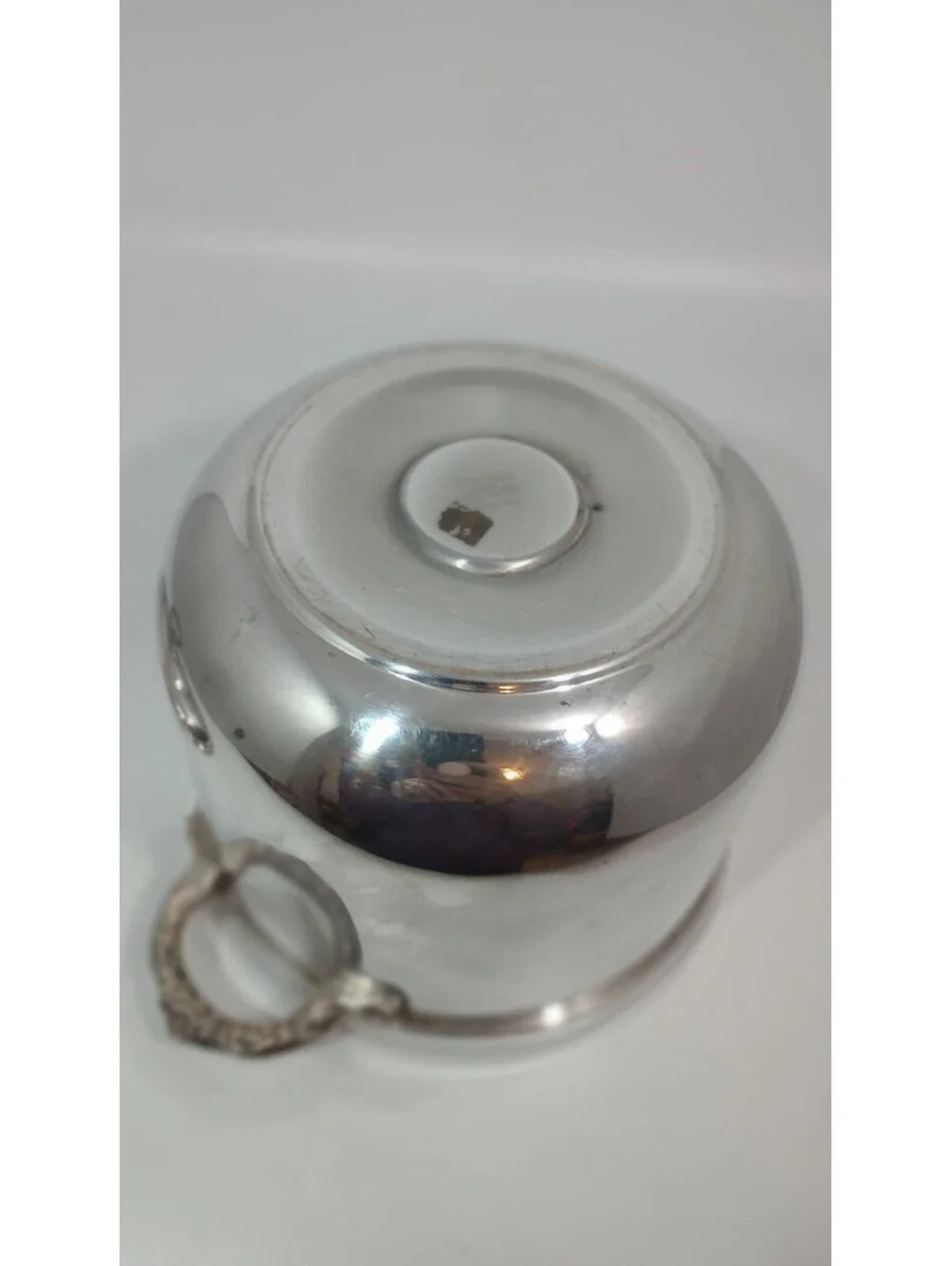 Vintage SHERIDAN Silver Plate Milk Glass Liner Ice Bucket with Lid Ornate Handle